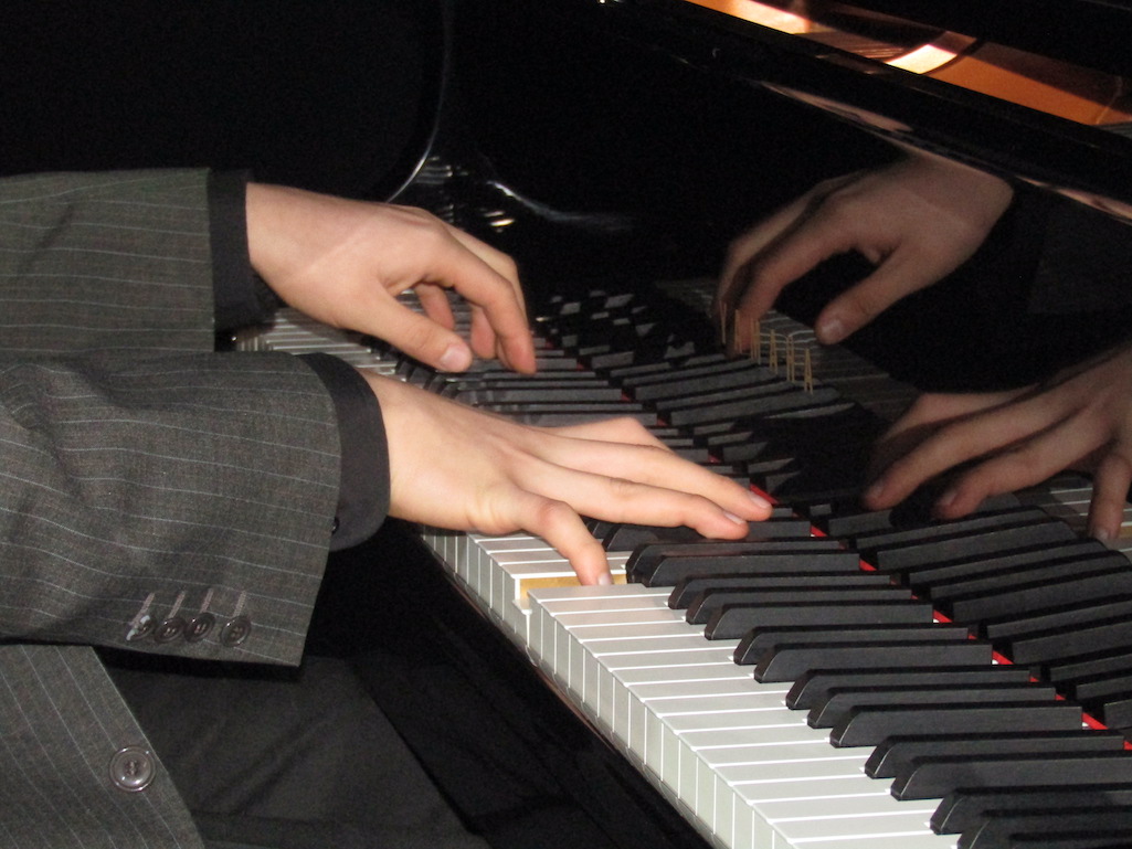 Conservatorio Laurencia Contreras convoca a estudiantes de piano para concurso nacional